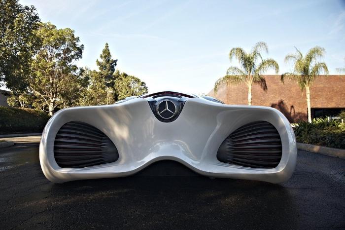 Mercedes Benz BIOME - conceito de autobioprodução com base em tecnologias geneticamente modificadas