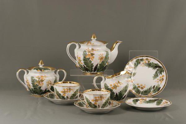 Fábrica de porcelana Dmitrov da empresa