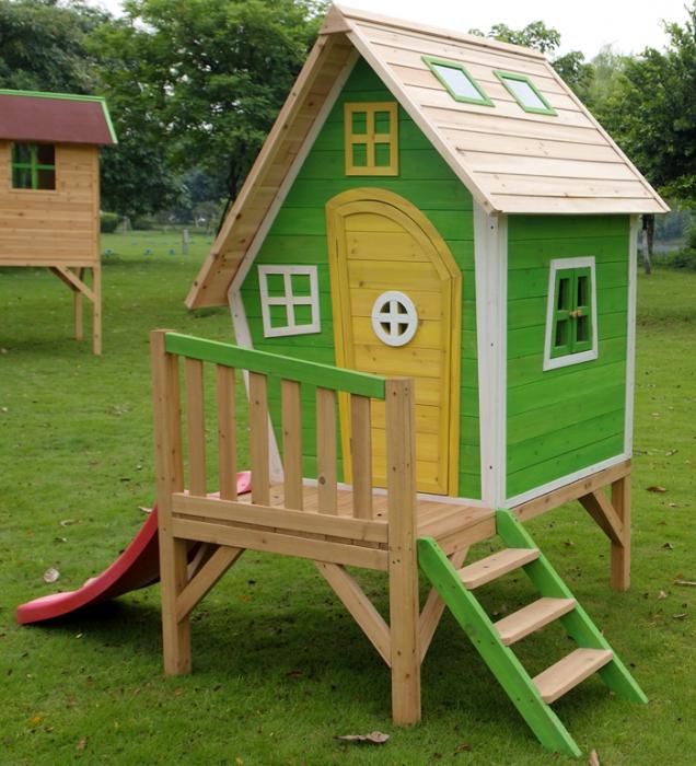Casa de madeira para crianças com as próprias mãos