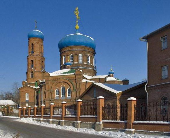 Catedral de Pokrovsky de Barnaul - santuário do território de Altai