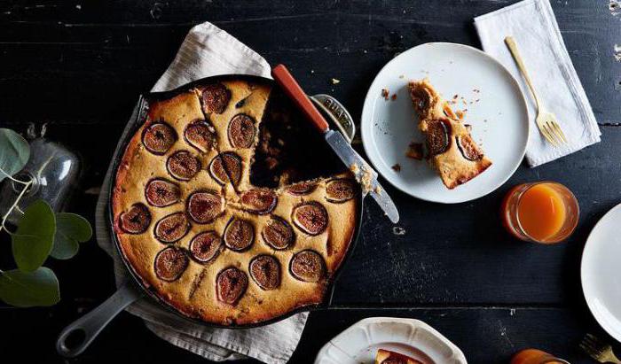 torta com figos e maçãs