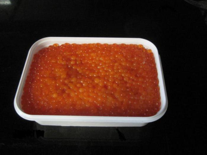 caviar vermelho de arenque