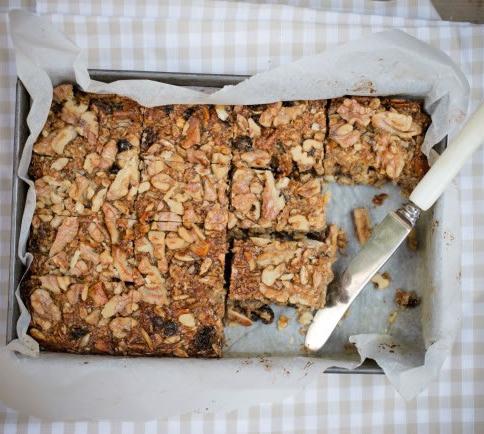 Como preparar barras de muesli úteis por si mesmo?