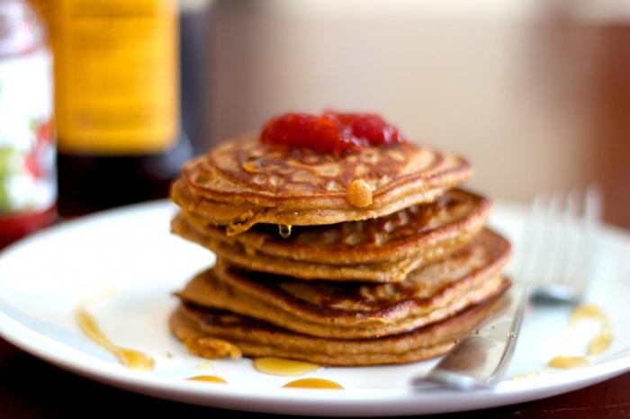 Qual receita para panquecas escolher? Nós oferecemos três!