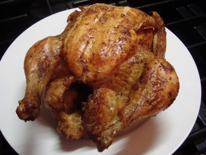 Detalhes sobre como fazer uma galinha inteira no forno