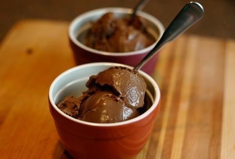 Delicioso creme de chocolate para cozinhar simplesmente