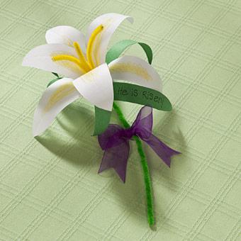 Desabafando flores durante todo o ano: como fazer lírios de papel