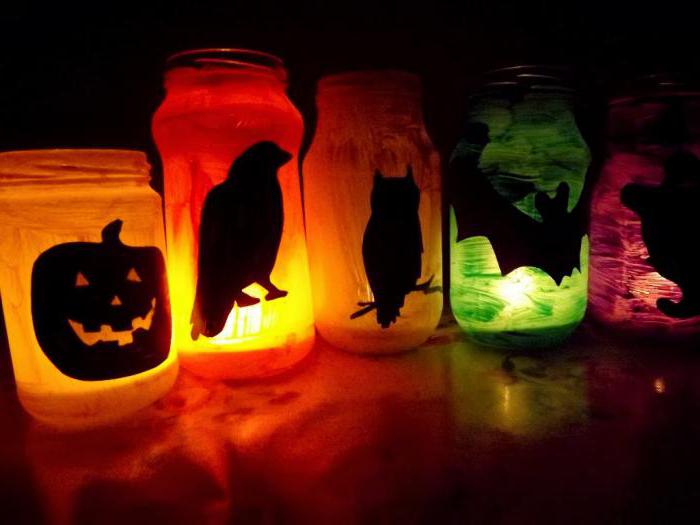 Artesanato para Halloween com suas próprias mãos: decorando o interior e a mesa festiva