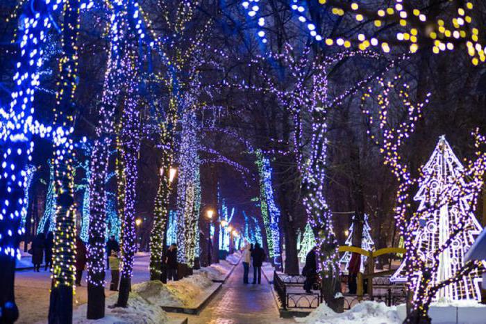 O festival "Luz de Natal" atingindo a originalidade e a escala