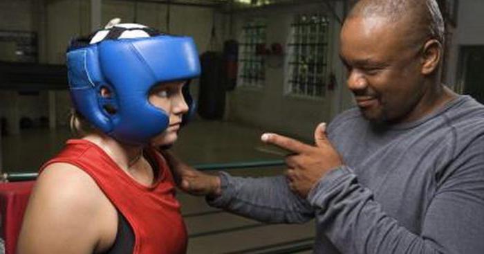 capacete de treinamento de boxe