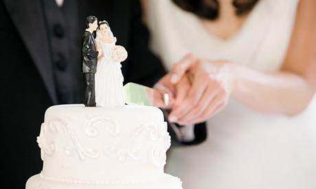 Aplicação ao registrador: quanto você deve dar antes da cerimônia de casamento?